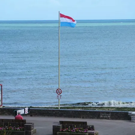 Апартаменты Un Balcon Sur La Mer