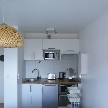 Un Balcon Sur La Mer Апартаменты *